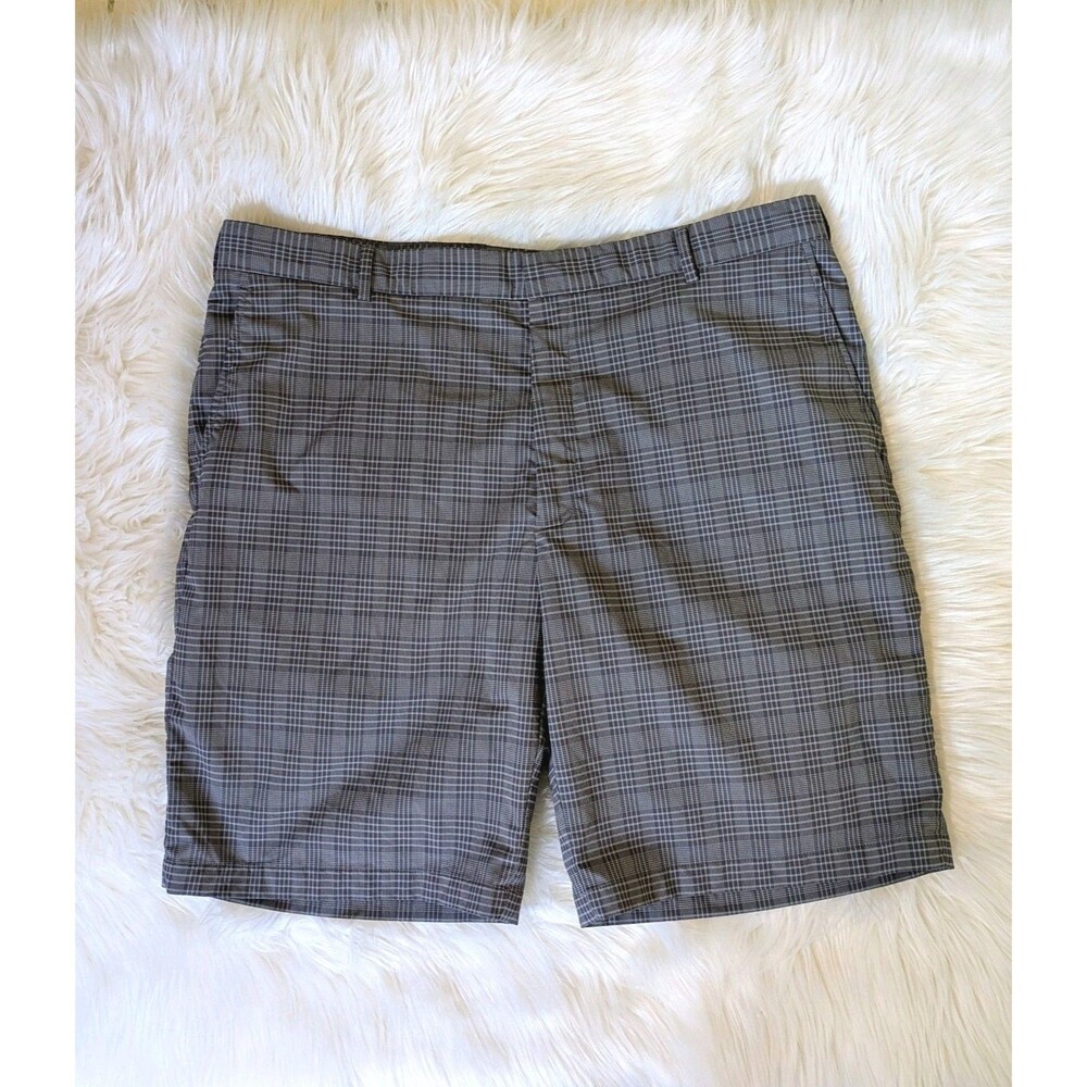 Walter Hagen Men’s Plaid Golf Shorts Size 40 Gray Performance Stretch Casual